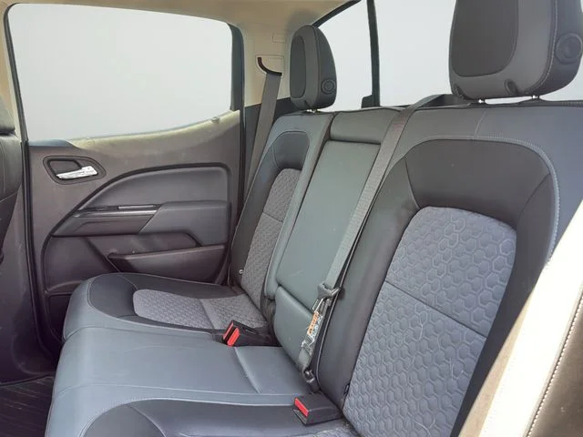 Used 2017 Red Chevrolet Z71 image 21