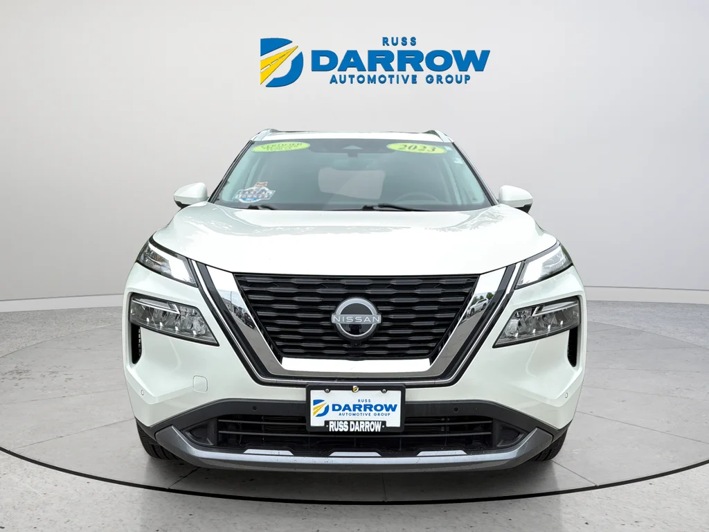 Used 2023 White Nissan SL image 8