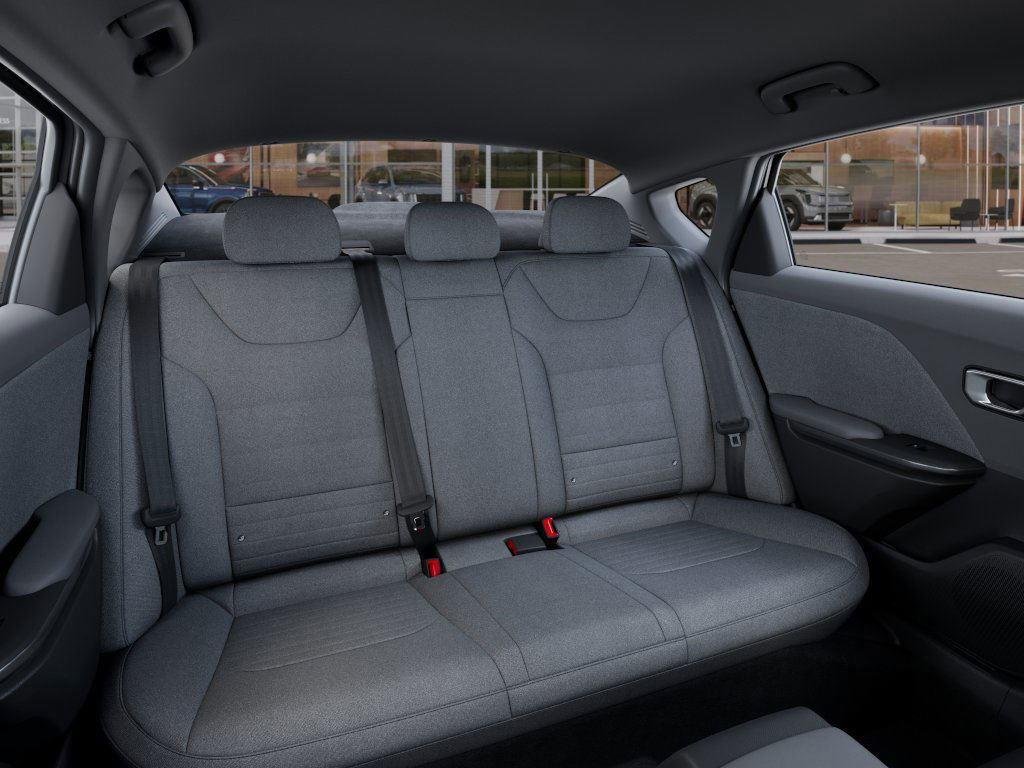 2025 Kia K4 EX - Photo 29