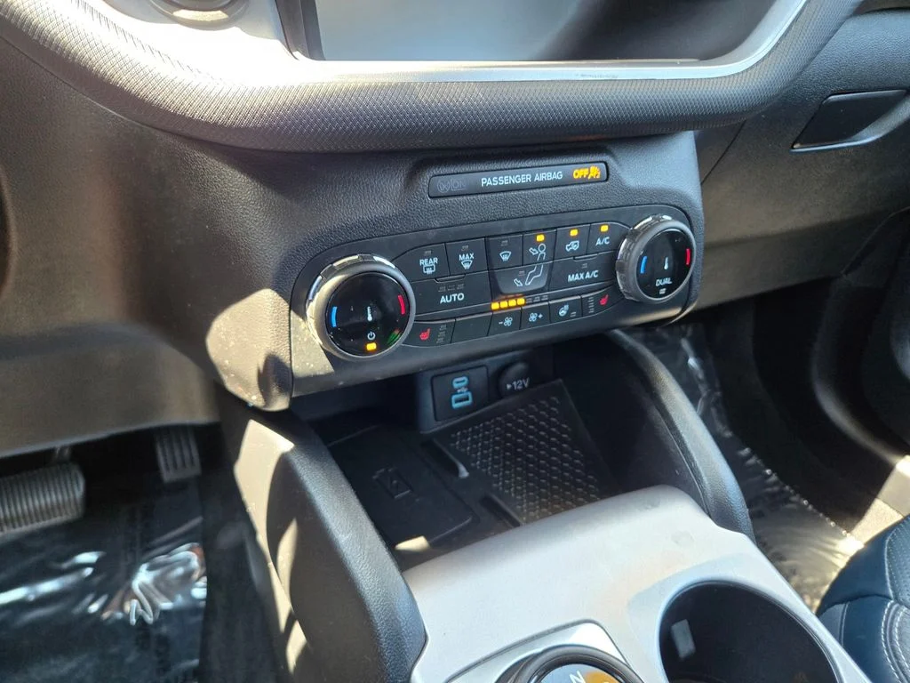 Certified Used 2022 Carbonized Gray Metallic Ford Outer Banks image 11