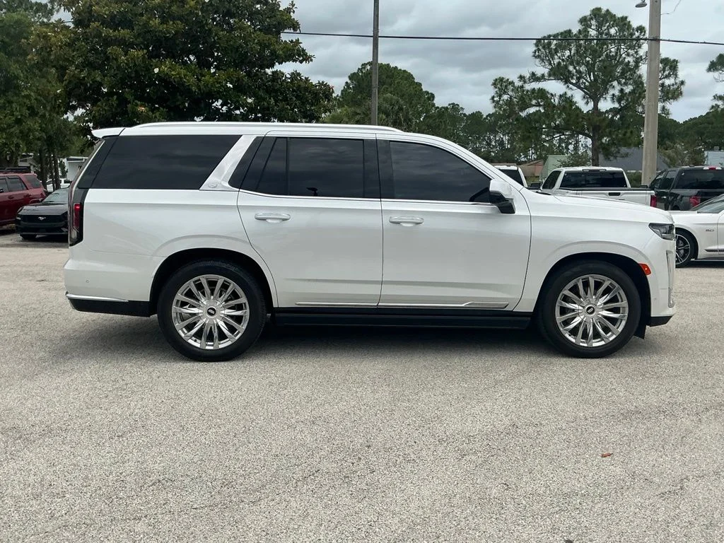 Used 2023 White Cadillac Premium Luxury image 18