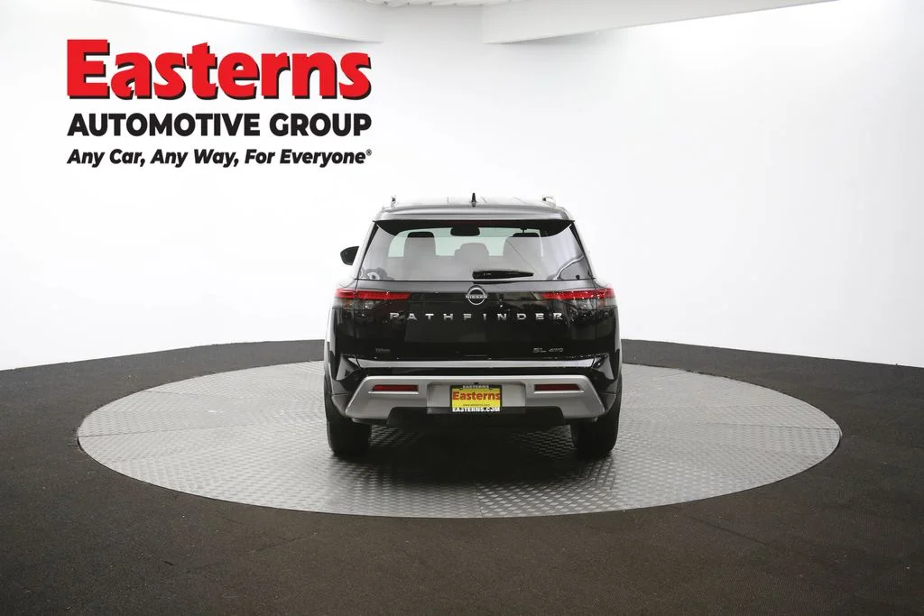 Used 2022 Black Nissan SL image 39