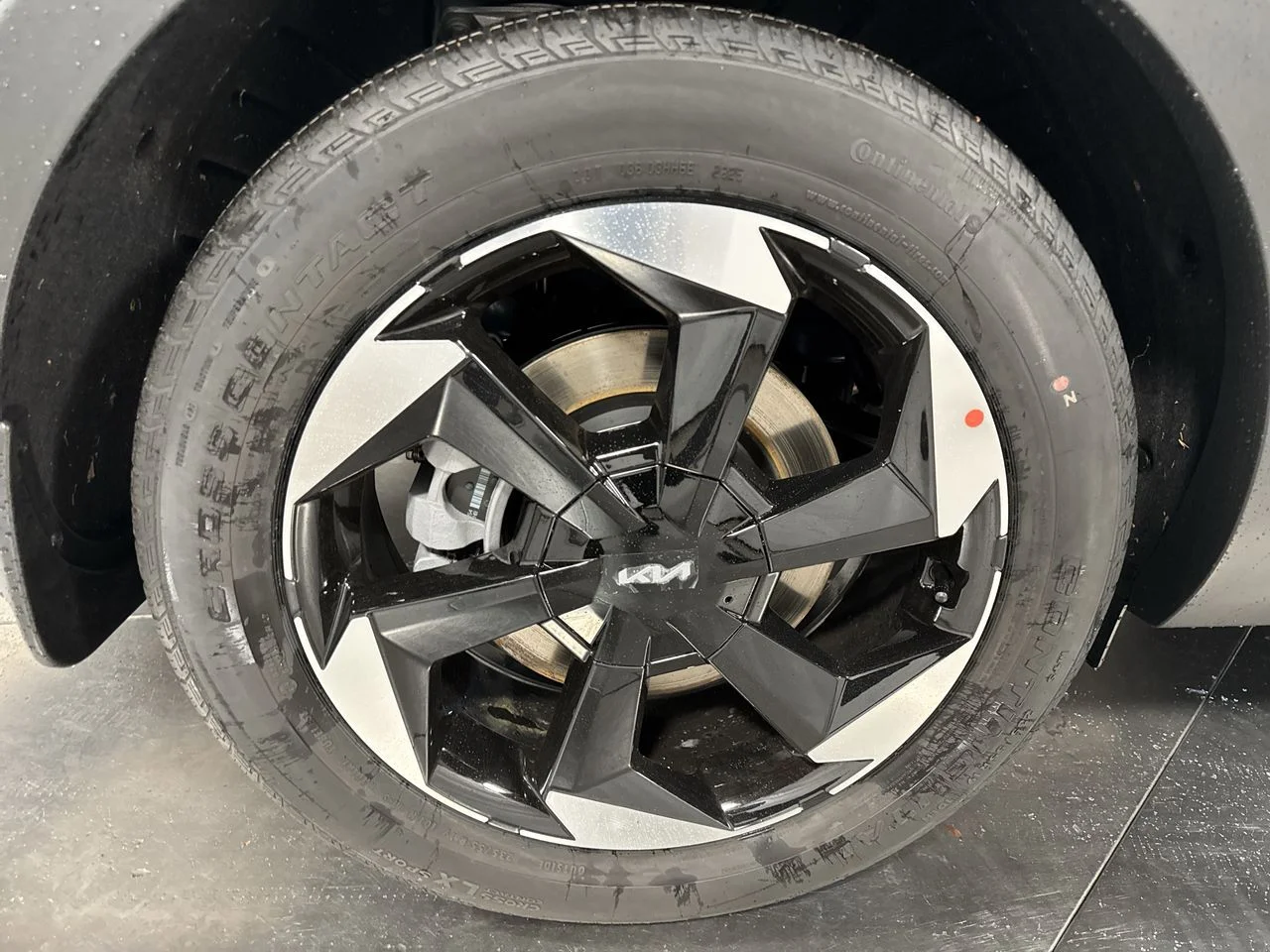 New 2026 Mineral Blue Kia EX image 13