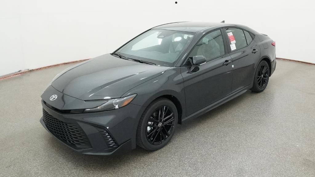 2026 Toyota Camry SE Hybrid's photo