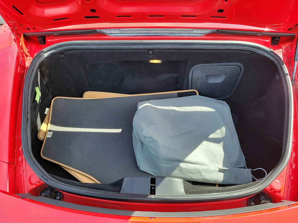 Used 2009 Guards Red PORSCHE S image 8