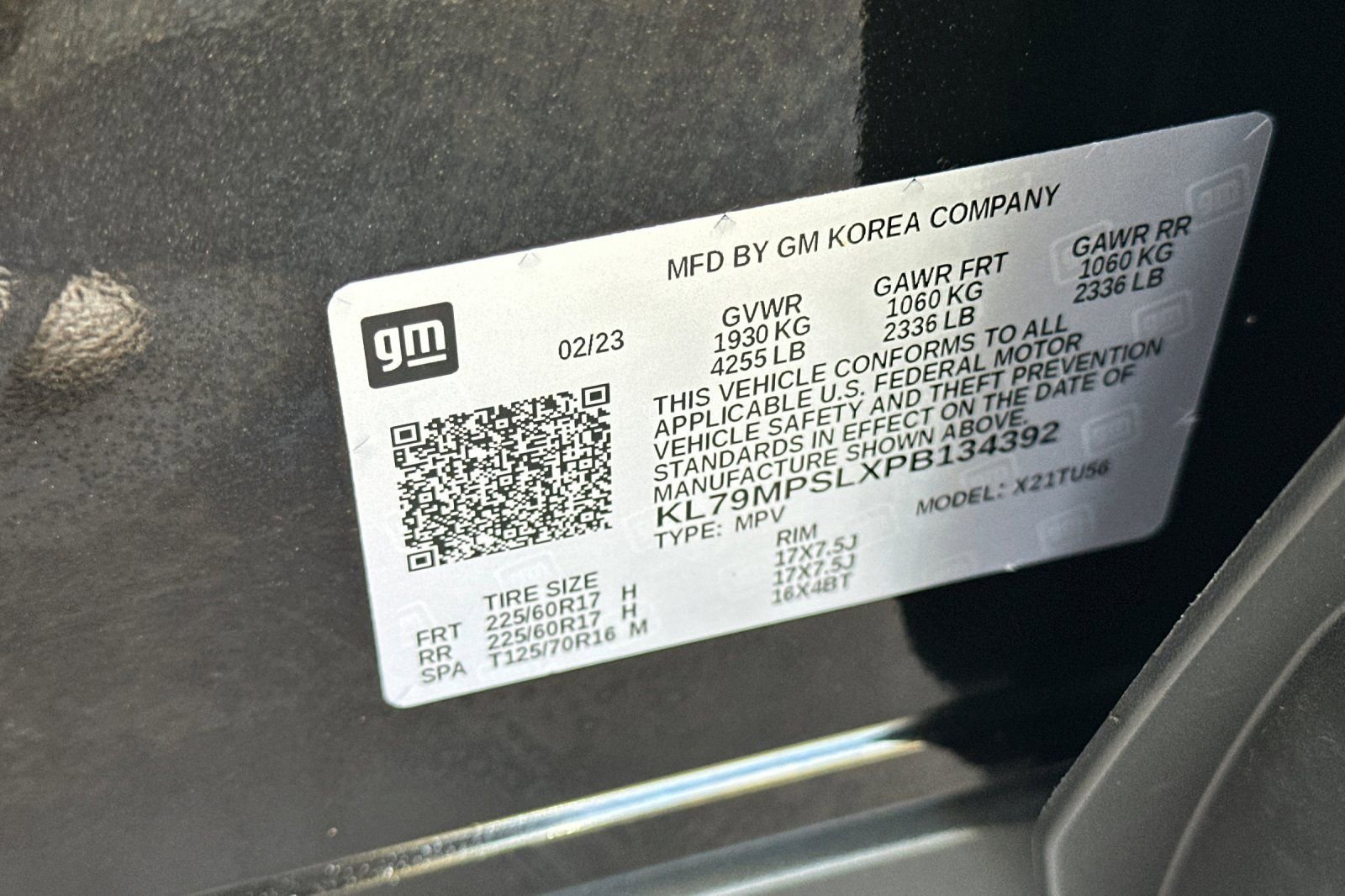 Used 2023 Mosaic Black Metallic Chevrolet LT image 39