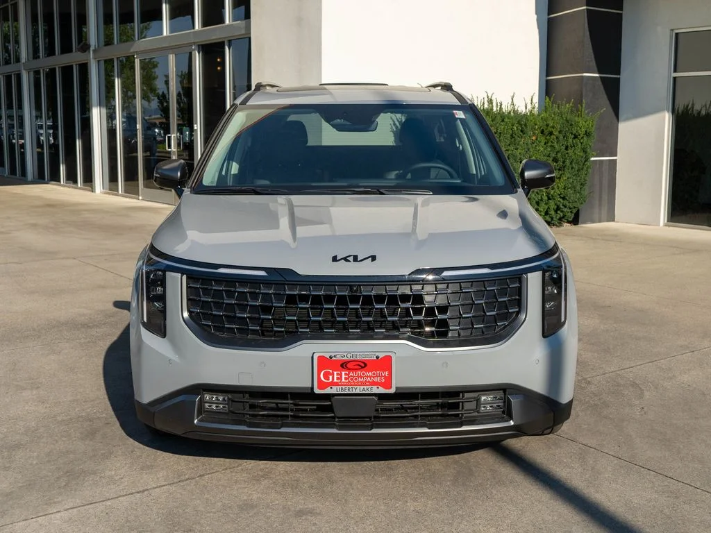 New 2027 White Kia SX image 2