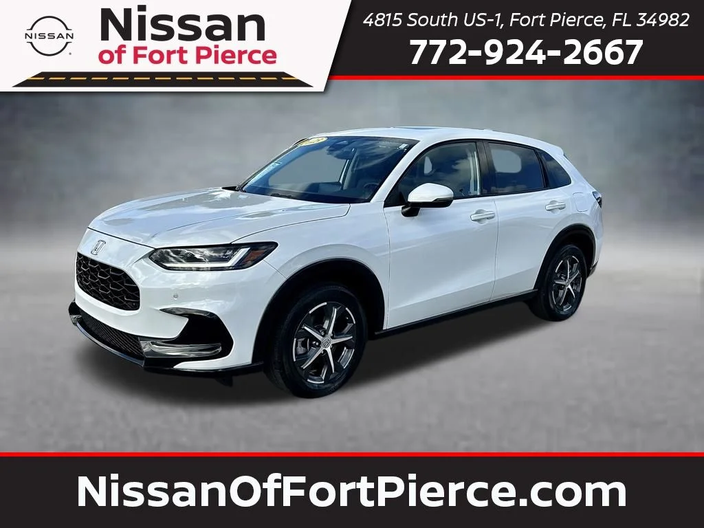 Used 2023 White Honda EX-L image 1