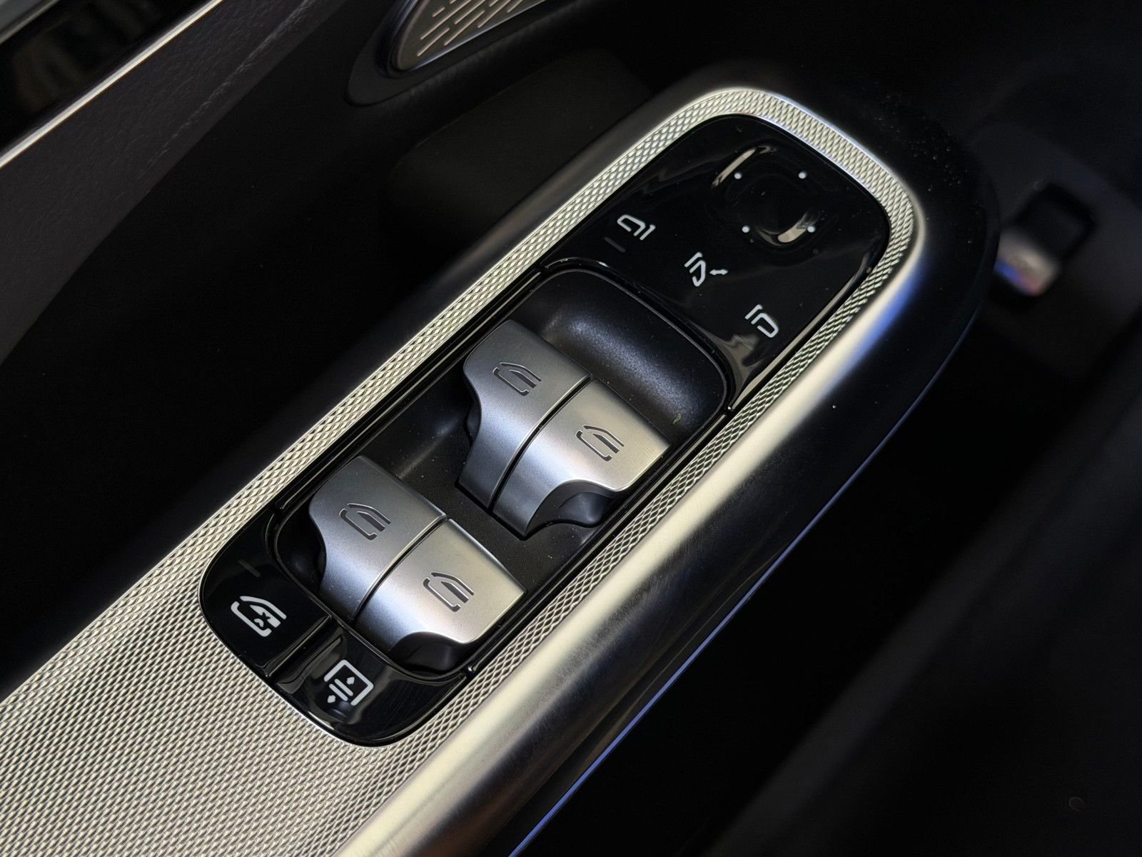 New 2026 Obsidian Black Metallic Mercedes-Benz E 450 image 20