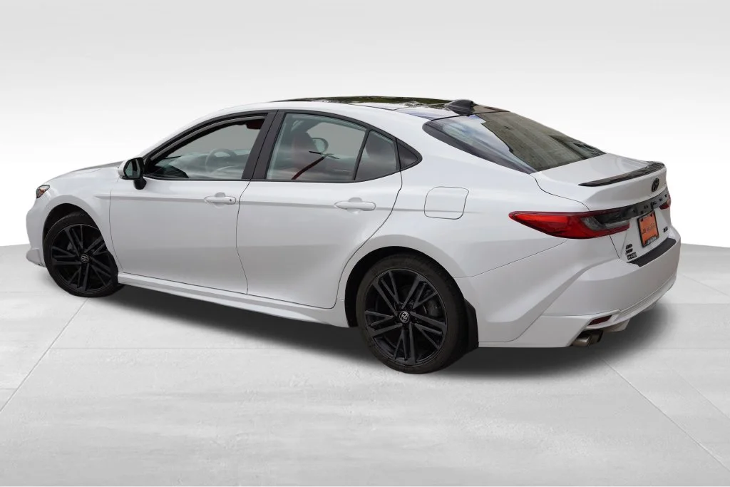 Used 2025 Pearl Toyota XSE image 8