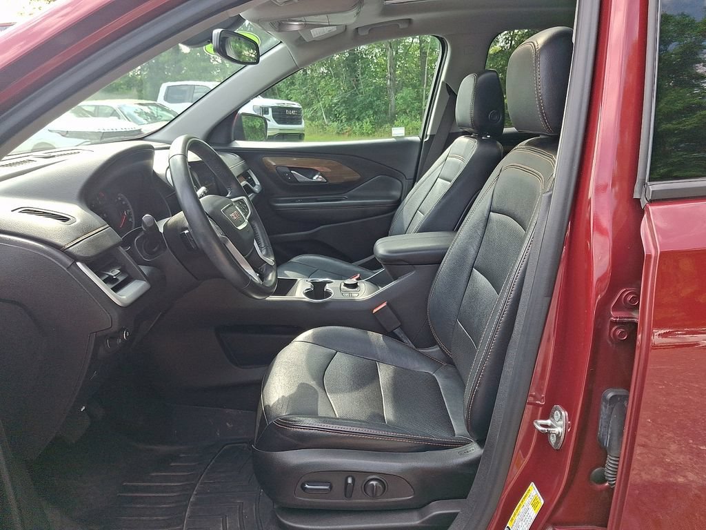 Certified Used 2018 RED QUARTZ TINTCOAT GMC SLE image 14