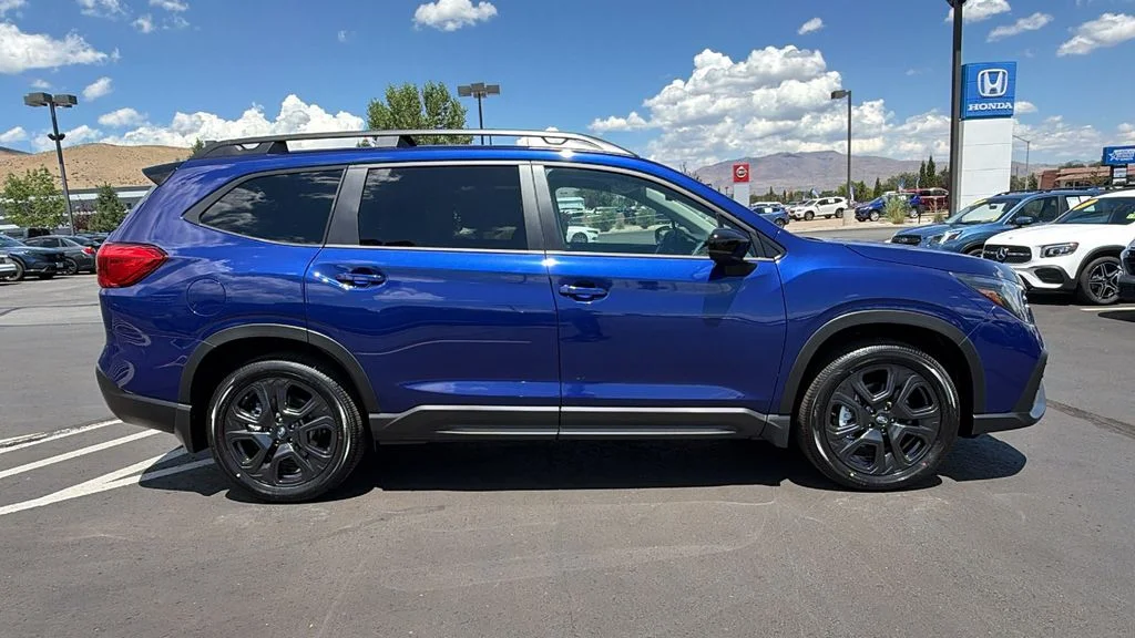 New 2026 SAPPHIRE BLUE PEARL Subaru Onyx Edition Touring 7-Passenger image 2