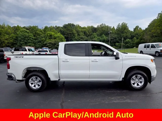 Used 2025 Summit White Chevrolet LT image 10