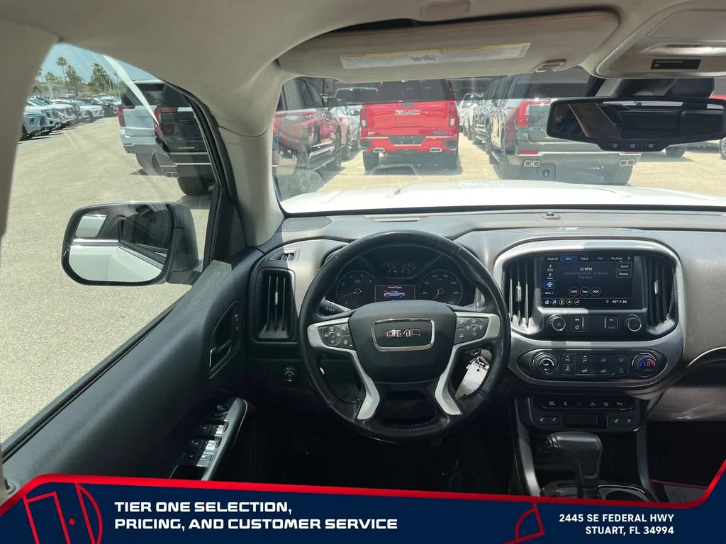 Used 2019 SUMMIT WHITE GMC 4WD SLT image 13