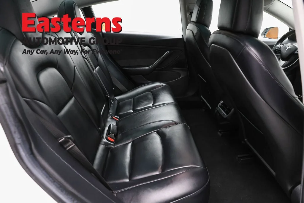 Used 2018 White Tesla Long Range image 17