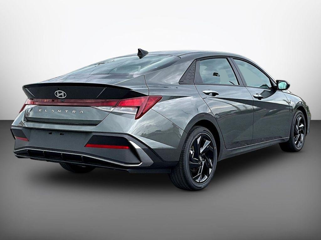 New 2026 Gray Hyundai SEL Sport image 6