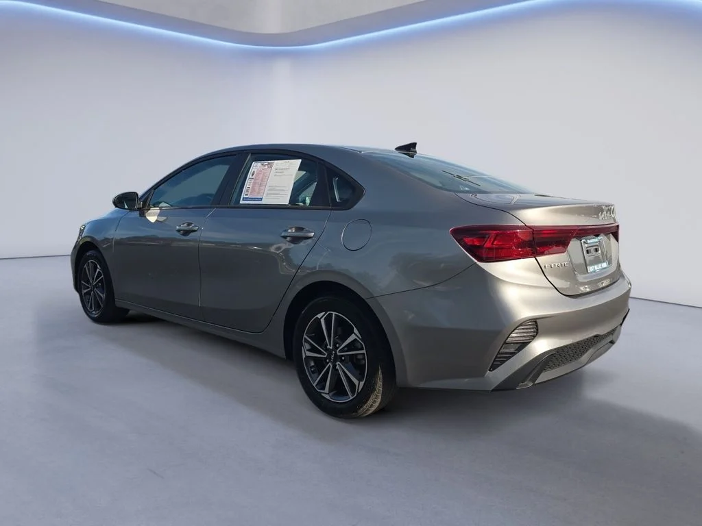 Used 2023 Steel Gray Kia LXS image 3
