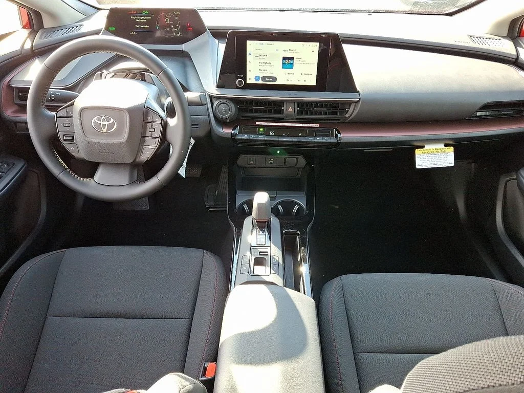 2026 Toyota Prius Plug-in Hybrid SE - Photo 10