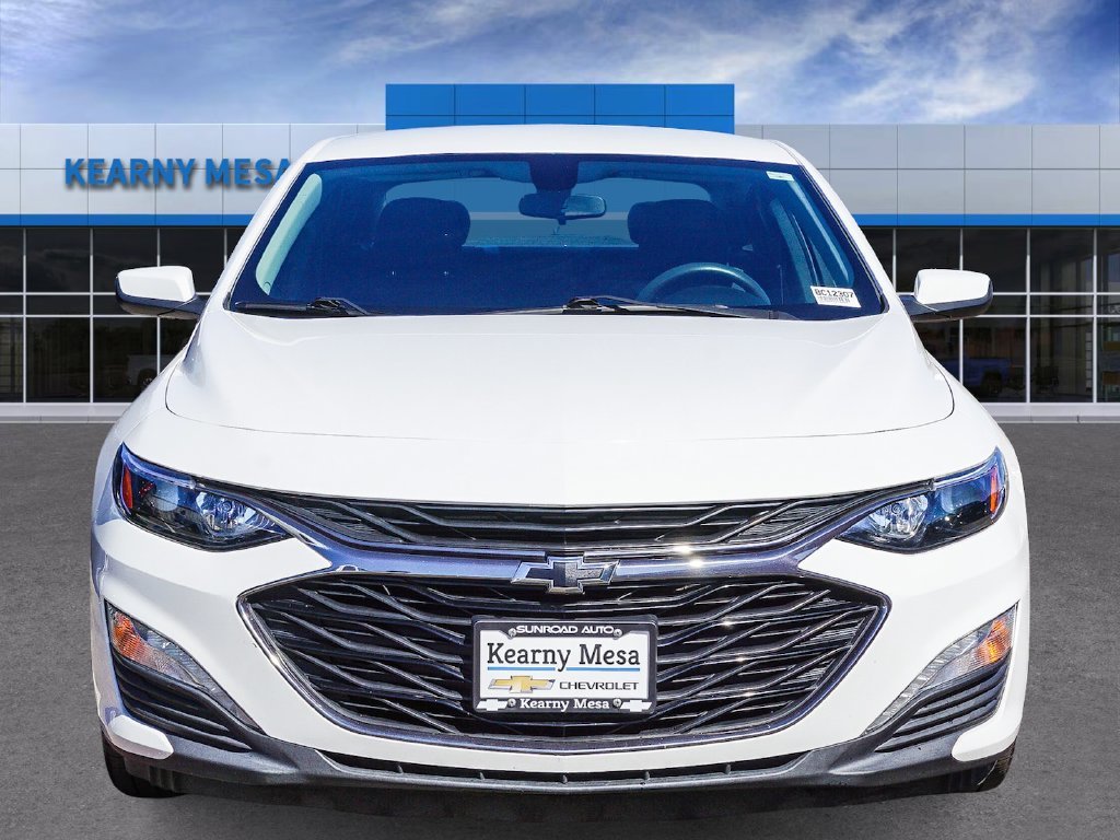 Used 2020 White Chevrolet LT image 2
