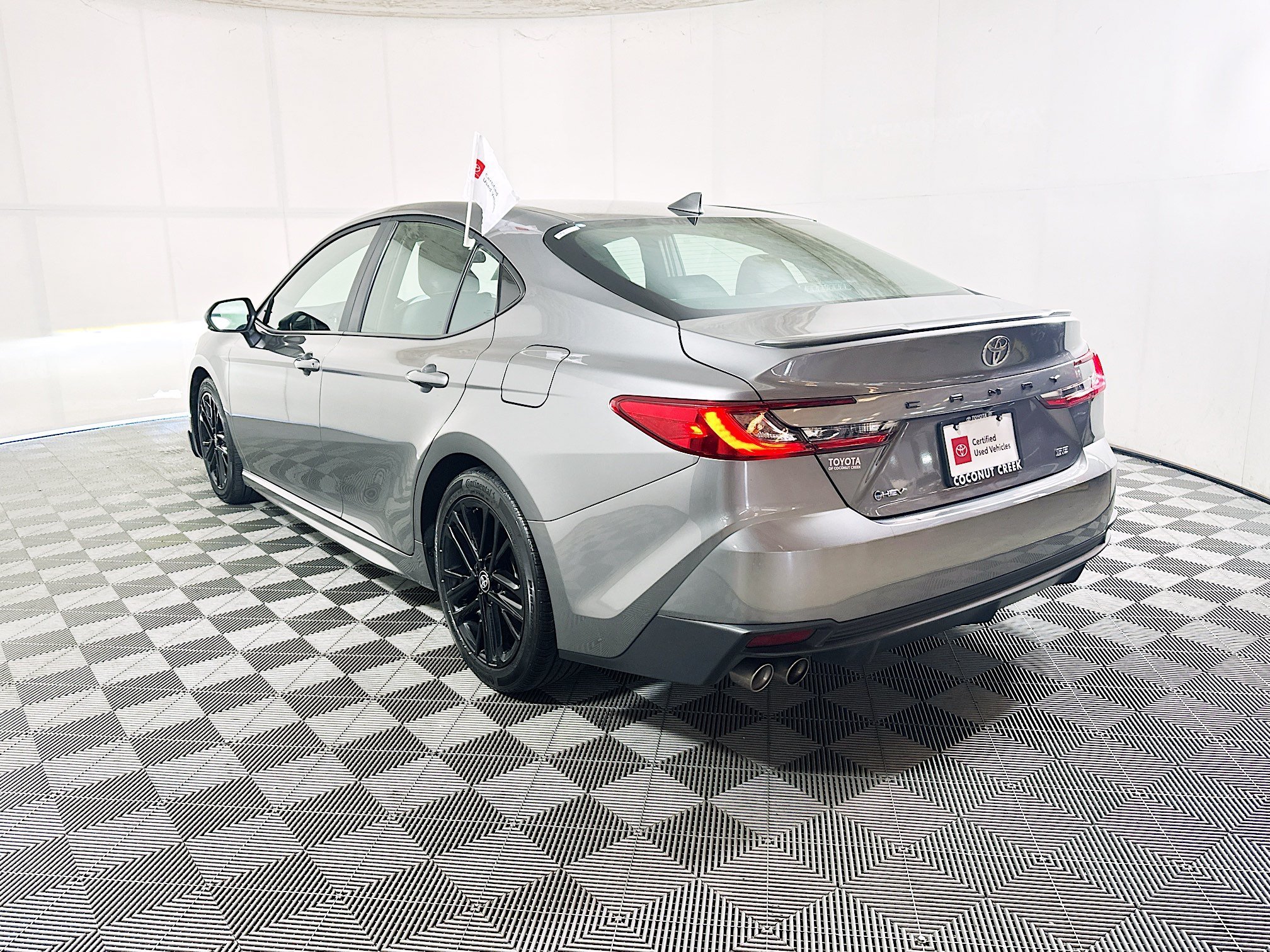 Certified Used 2025 Heavy Metal Toyota SE image 5