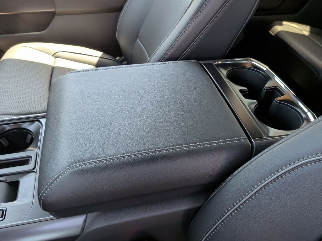 New 2026 Black Ford Lariat image 32