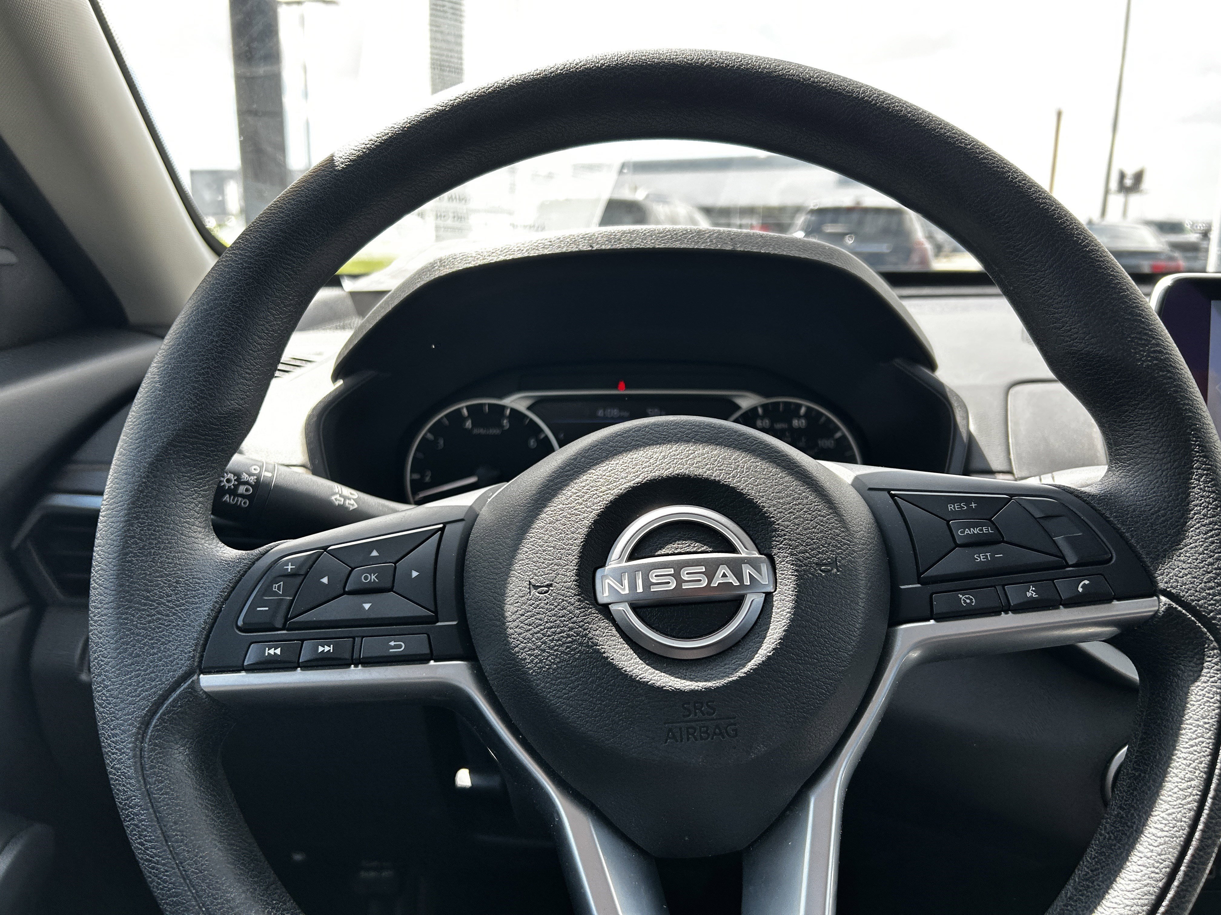 2025 Nissan Altima SV - Photo 18