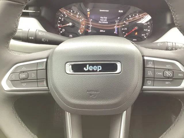 New 2026 Diamond Black Jeep LIMITED 4X4 image 13