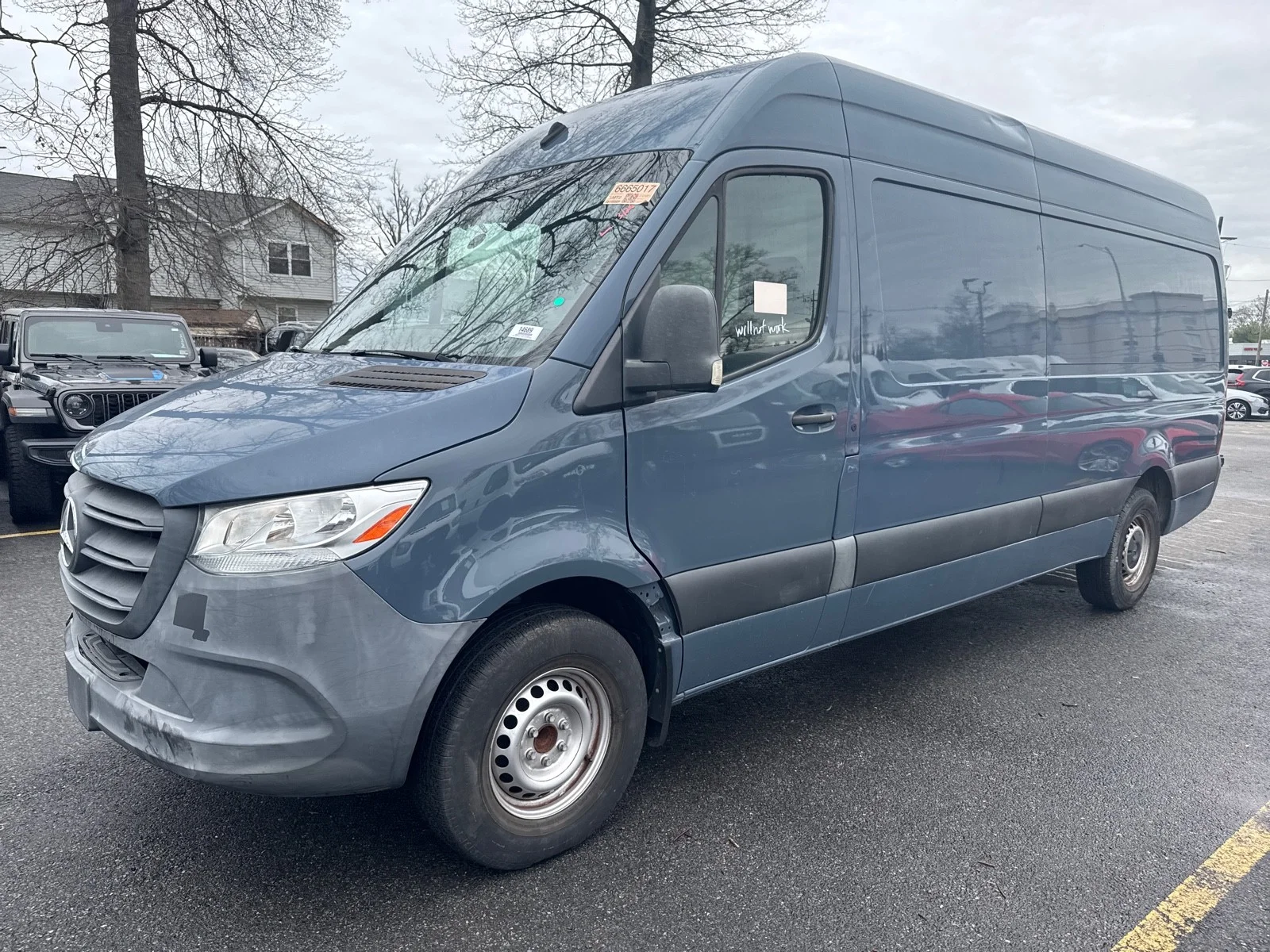 Used 2019 Blue Grey Mercedes-Benz 2500 HR V6 170