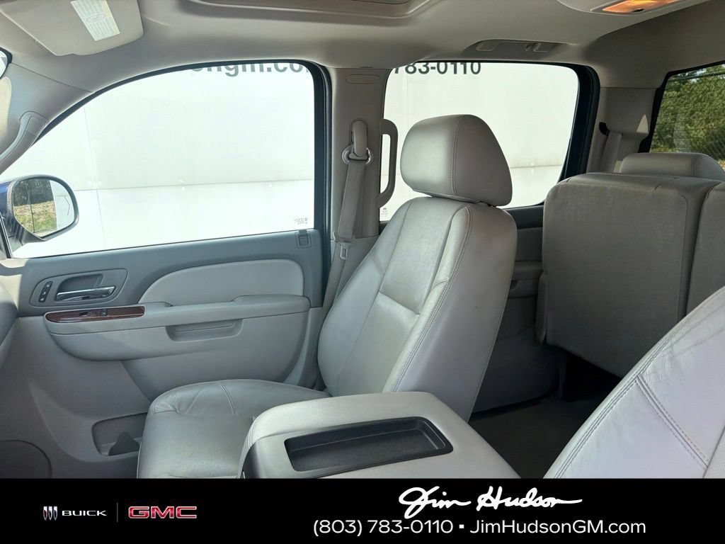 Used 2012 IMPERIAL BLUE METALLIC Chevrolet LTZ image 8
