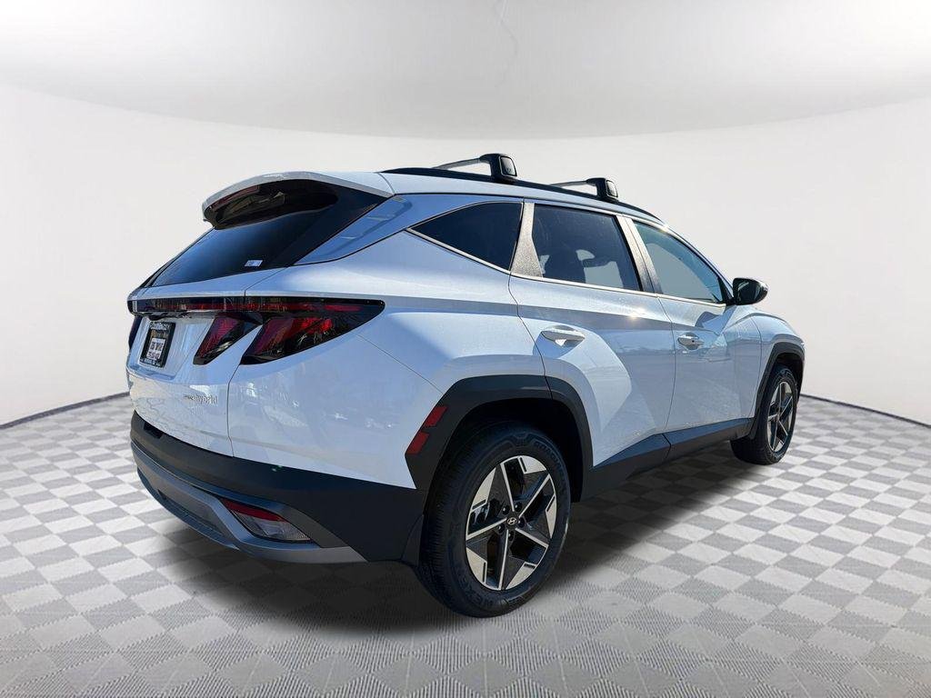 New 2026 White Hyundai SEL AWD image 5