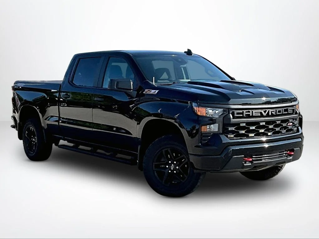 Used 2022 Black Chevrolet Custom Trail Boss image 13
