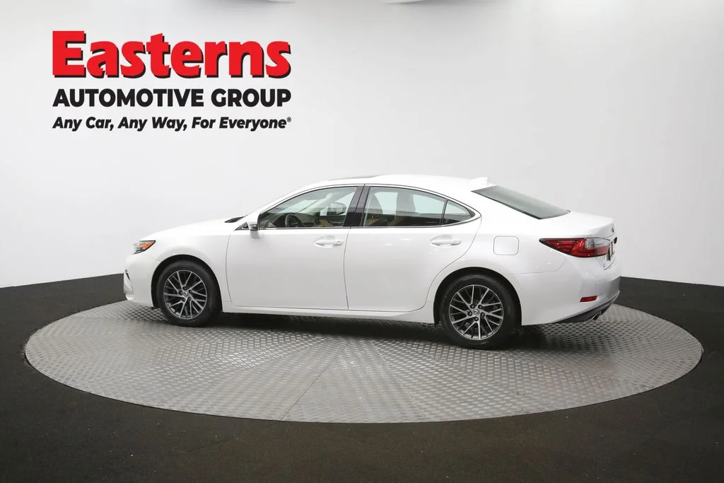 Used 2017 White Lexus 350 image 66