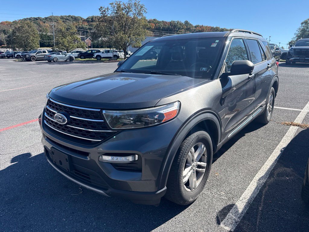 Used 2020 Gray Ford XLT image 2