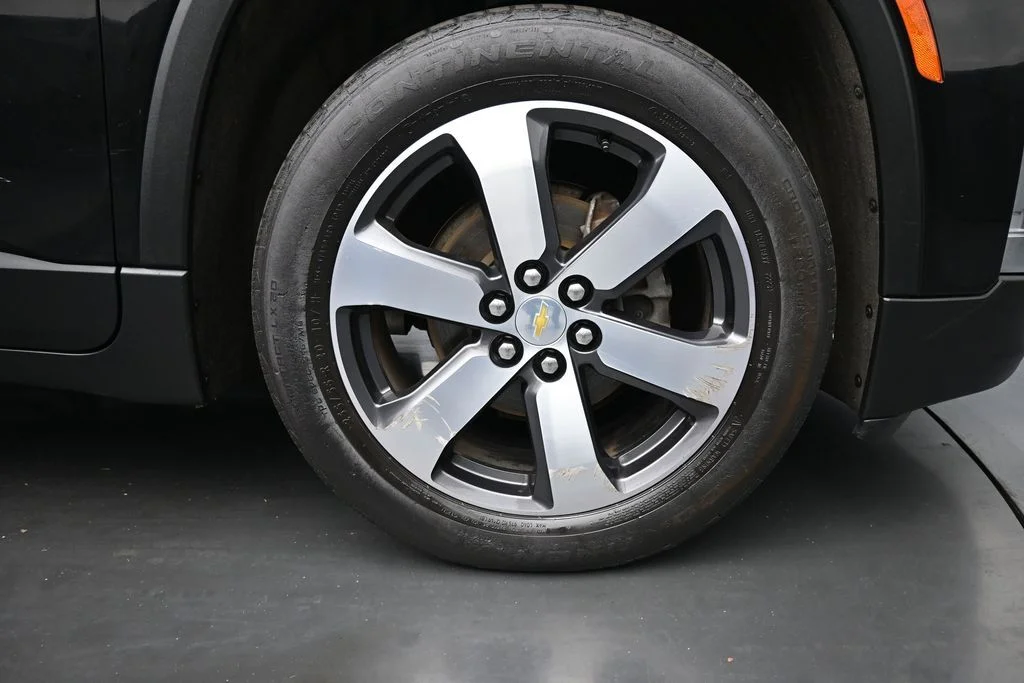 Used 2023 Black Chevrolet LT Leather image 10