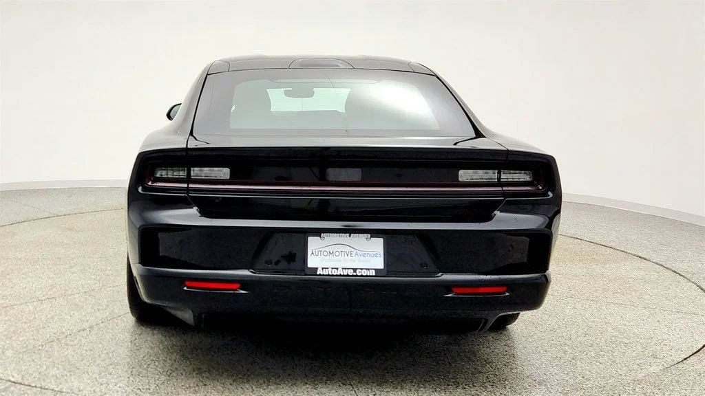 Used 2025 Diamond Black Crystal Pearlcoat Dodge R/T AWD image 6