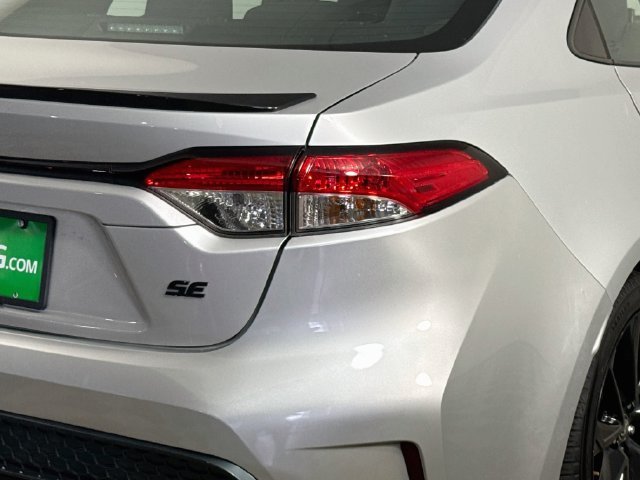 Used 2022 Classic Silver Metallic Toyota SE Nightshade image 30