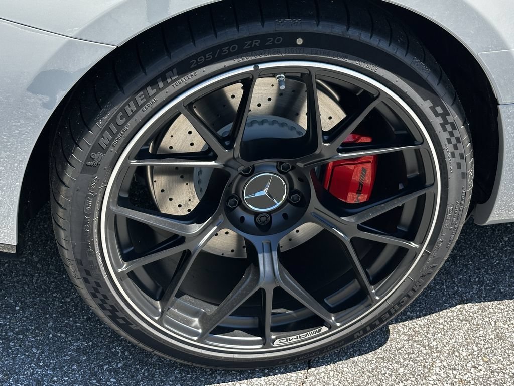 New 2027 MANUFAKTUR Alpine Grey Mercedes-Benz AMG® CLE 53 image 52
