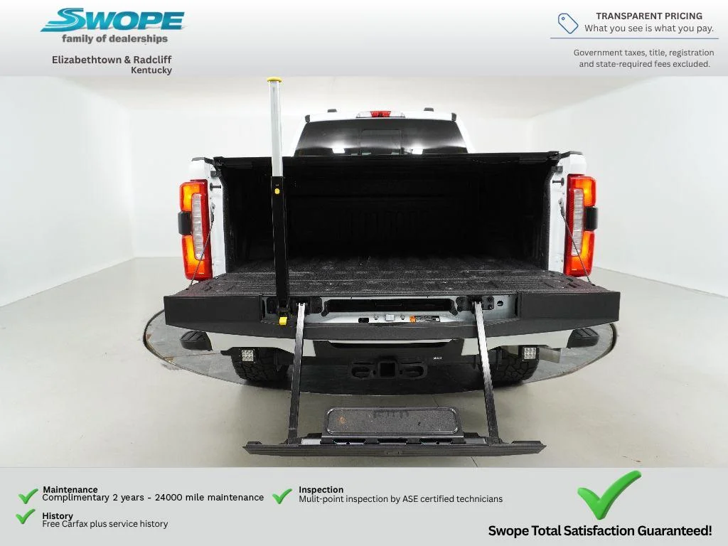 Used 2023 Oxford White Ford LARIAT image 27