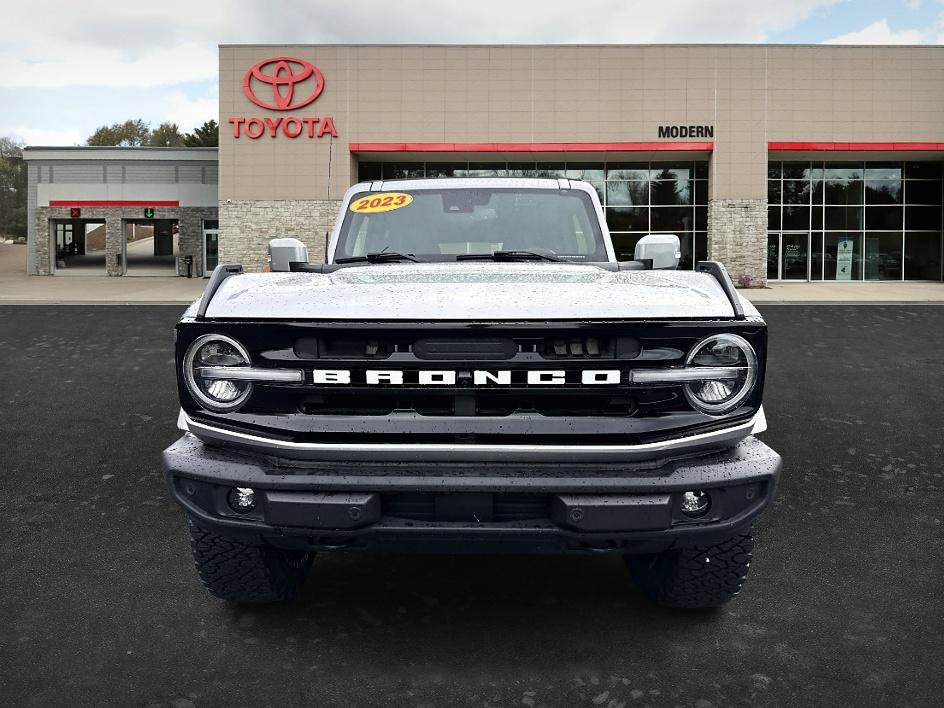 Used 2023 Iconic Silver Metallic Ford Outer Banks image 2