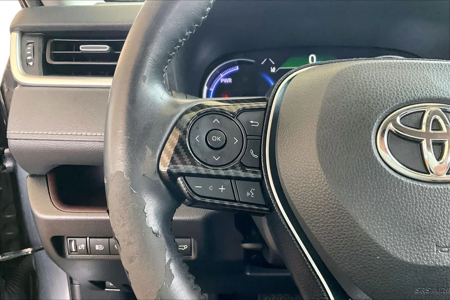 Used 2020 Magnetic Gray Metallic Toyota Hybrid Limited image 22