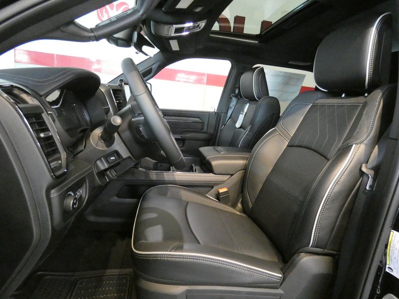New 2026 Diamond Black Crystal Pearl-Coat Exterior Paint RAM Limited Mega Cab 6