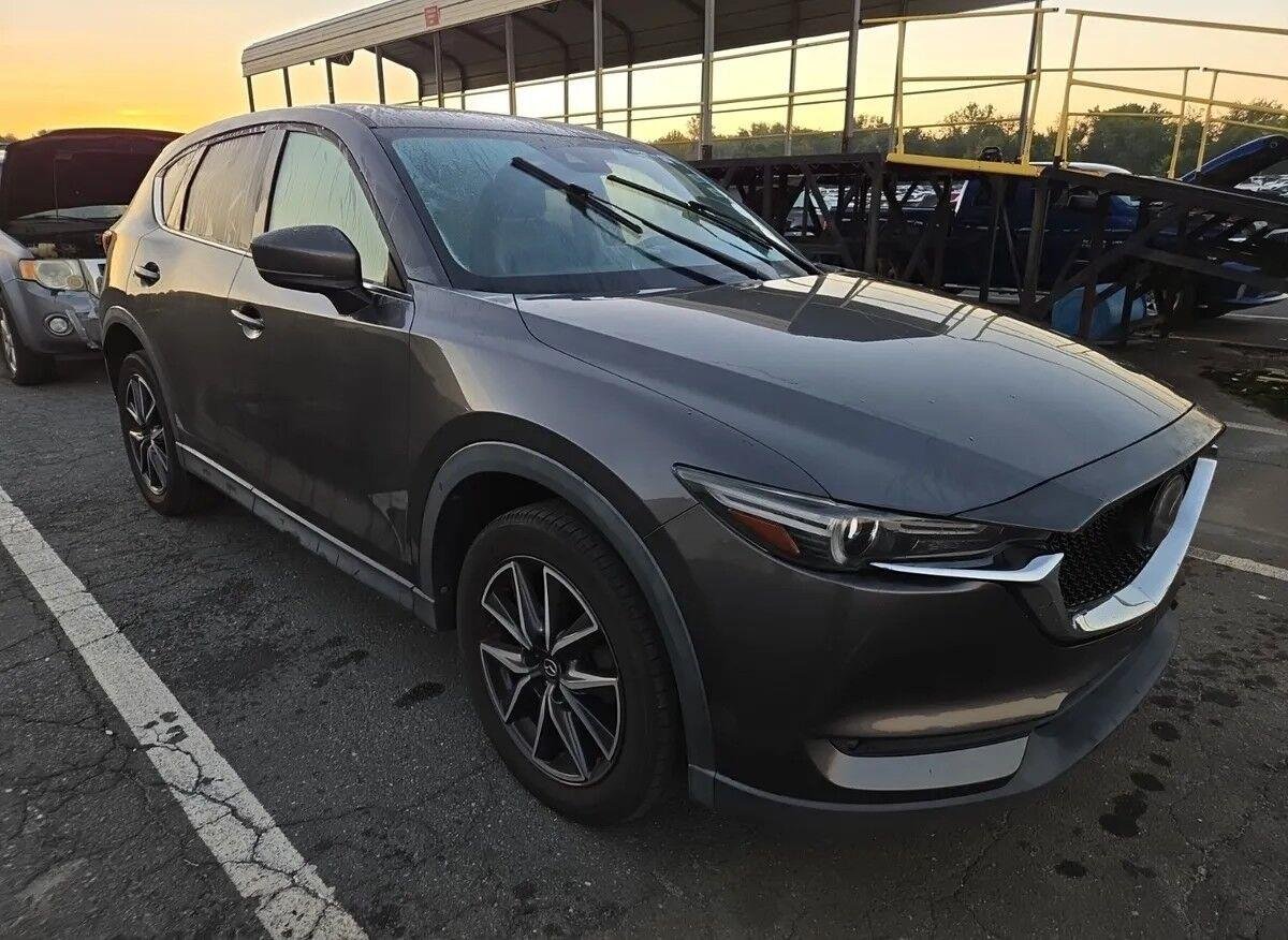 Used 2018 Machine Gray Metallic Mazda Grand Touring image 2