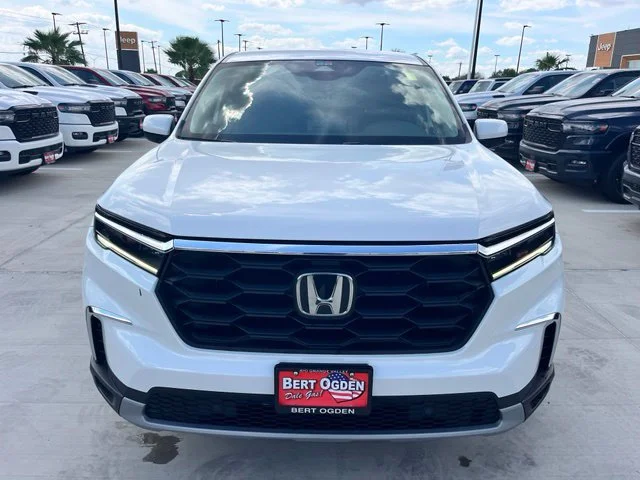 Used 2025 White Honda EX-L image 2