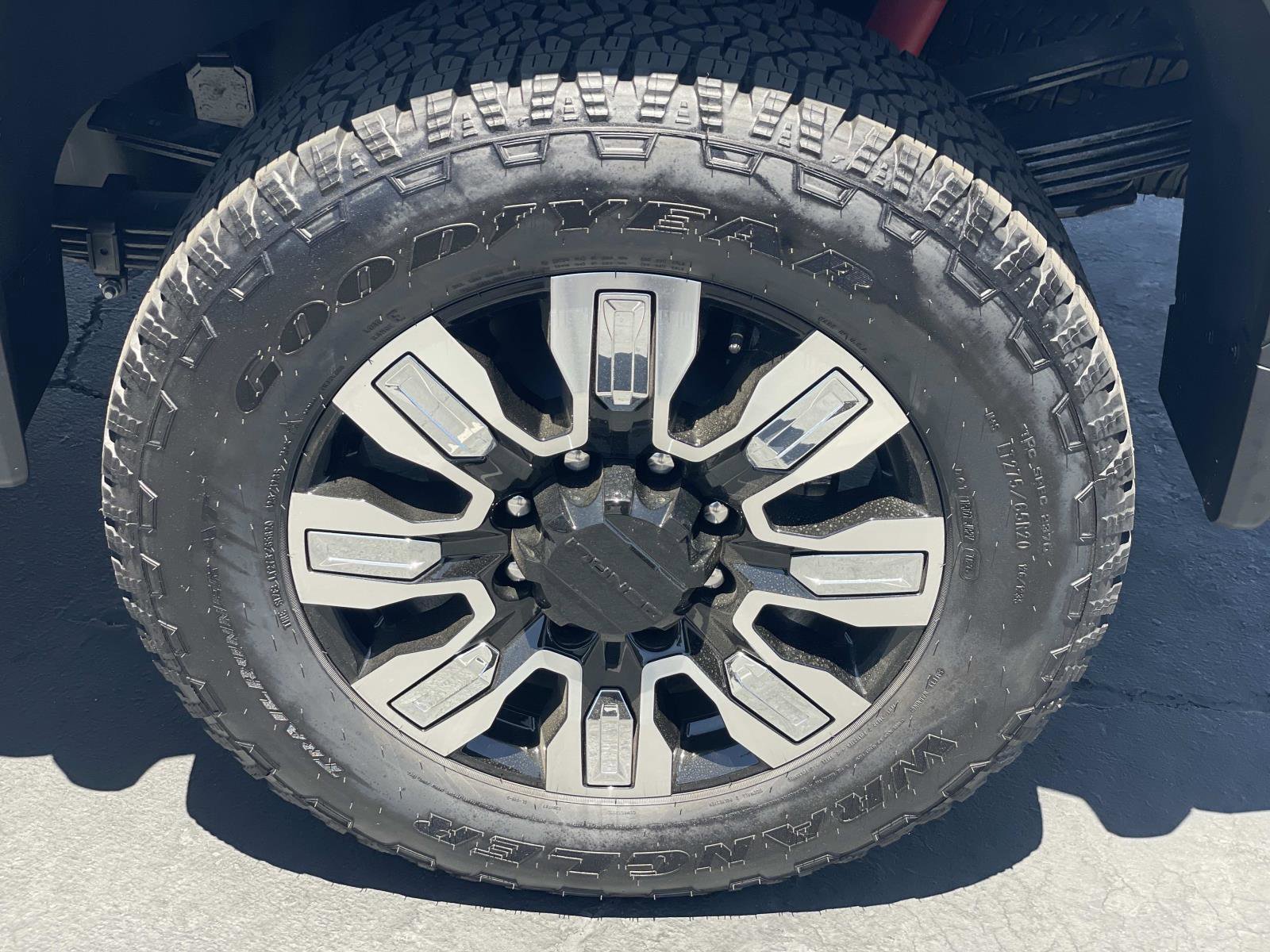 2026 GMC Sierra 2500HD Denali - Photo 30