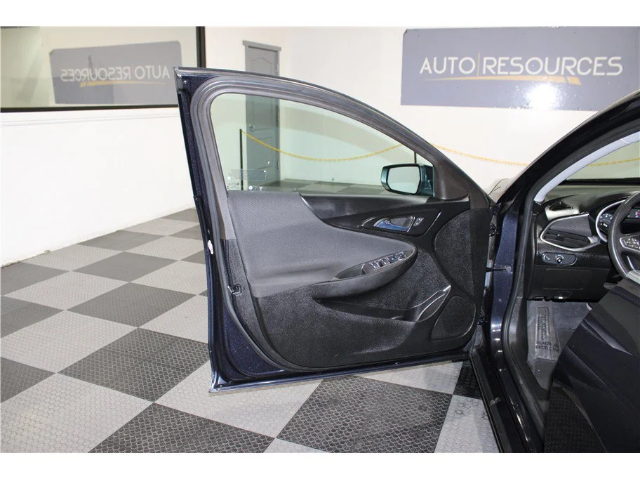 Used 2022 Dark Ash Metallic Chevrolet LT image 11
