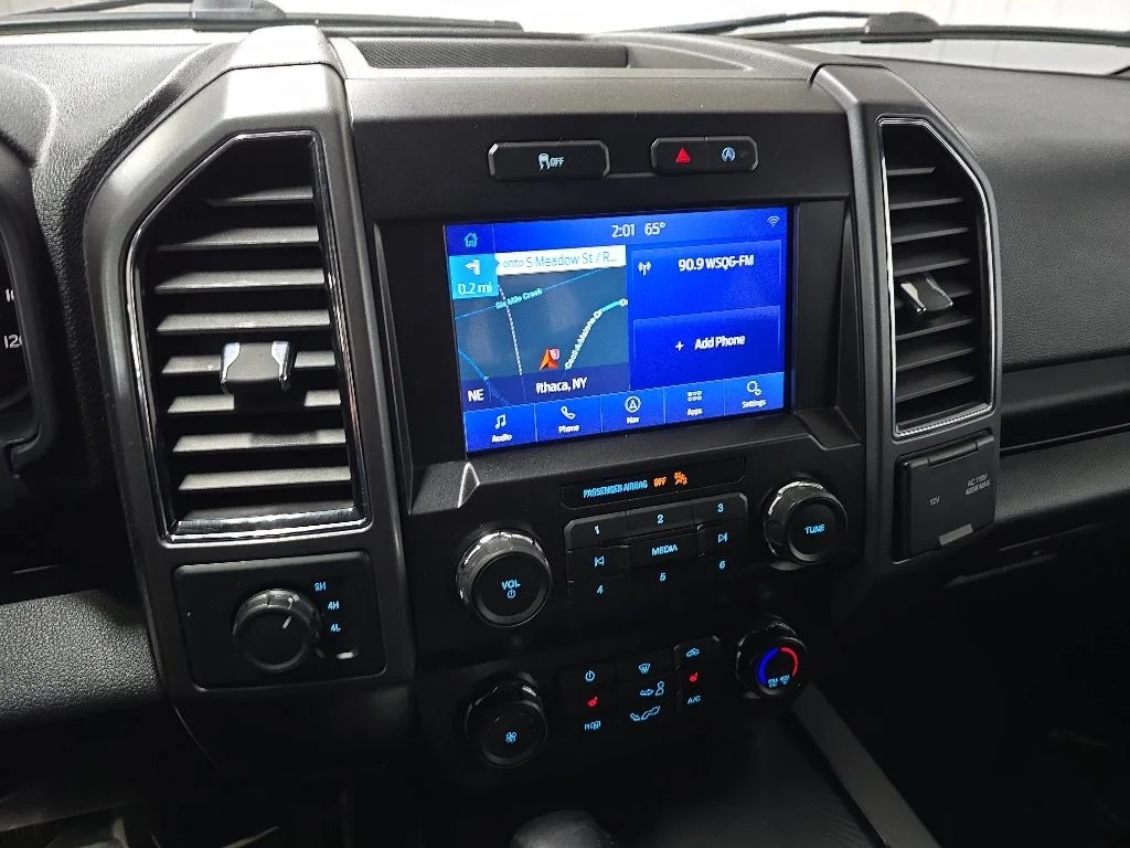 Used 2020 White Ford XLT image 25