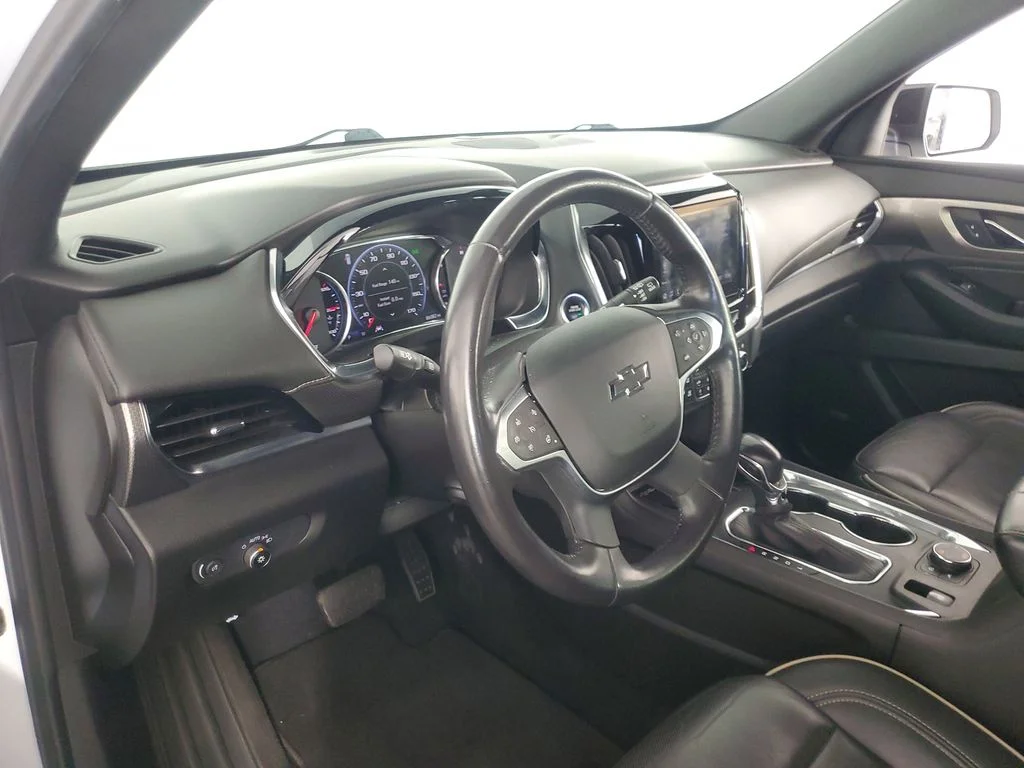 Used 2022 White Chevrolet Premier image 11