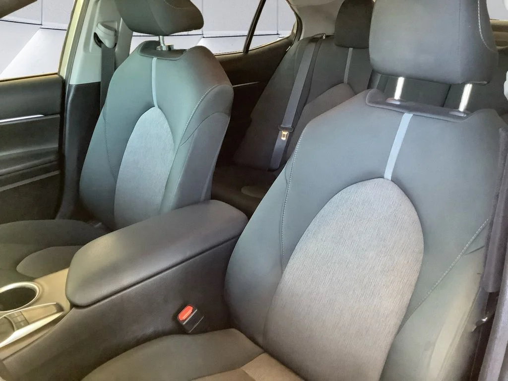 Used 2023 Silver Toyota LE image 8