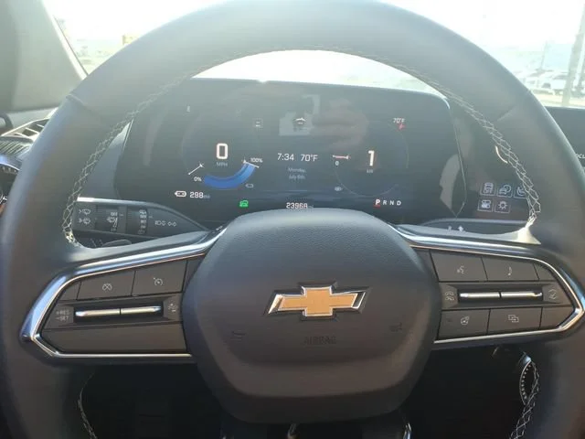 Used 2024 Summit White Chevrolet LT image 16