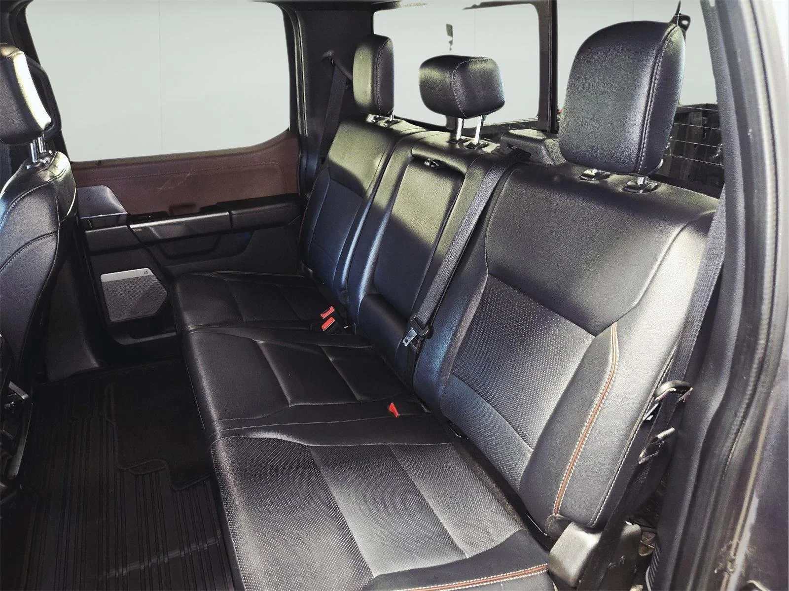Used 2023 Carbonized Gray Ford LARIAT image 46